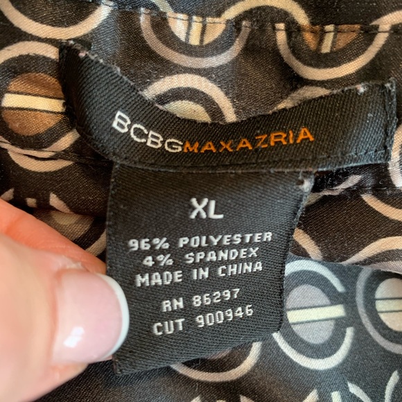 BCBGMaxAzria botton front short sleeve PJ pajama top - Picture 7 of 8